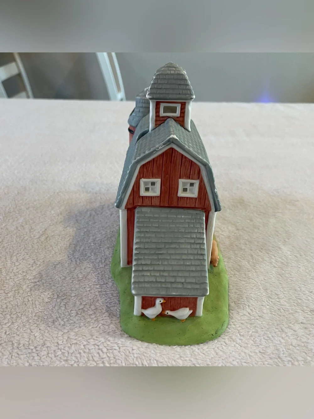 Vintage PartyLite Meadowbrook Farm Barn P0493 Tealight Candle Holder 1990s